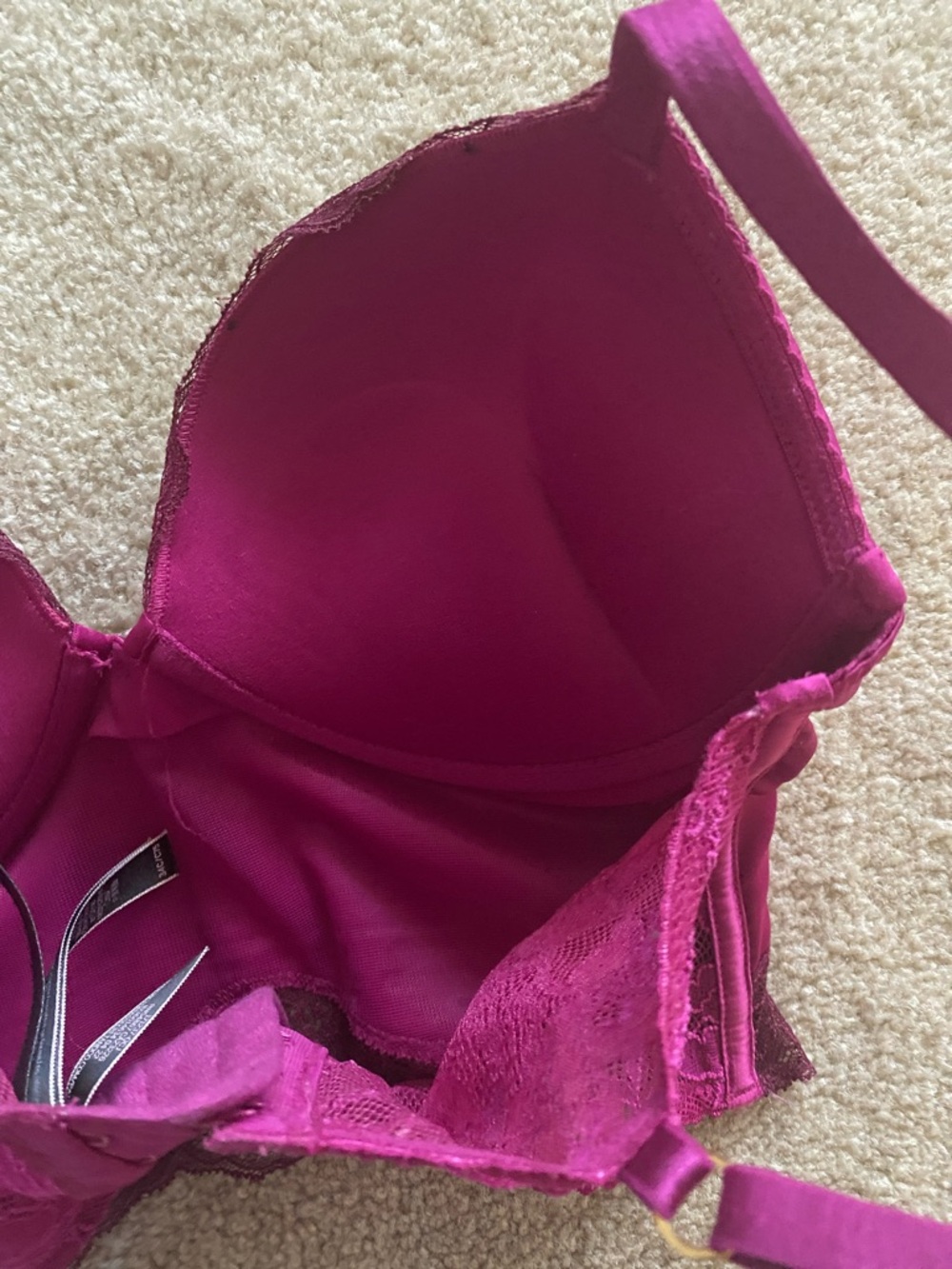Victoria secret bombshell 34C padded underwire bonded side bra - Picture 7 of 9